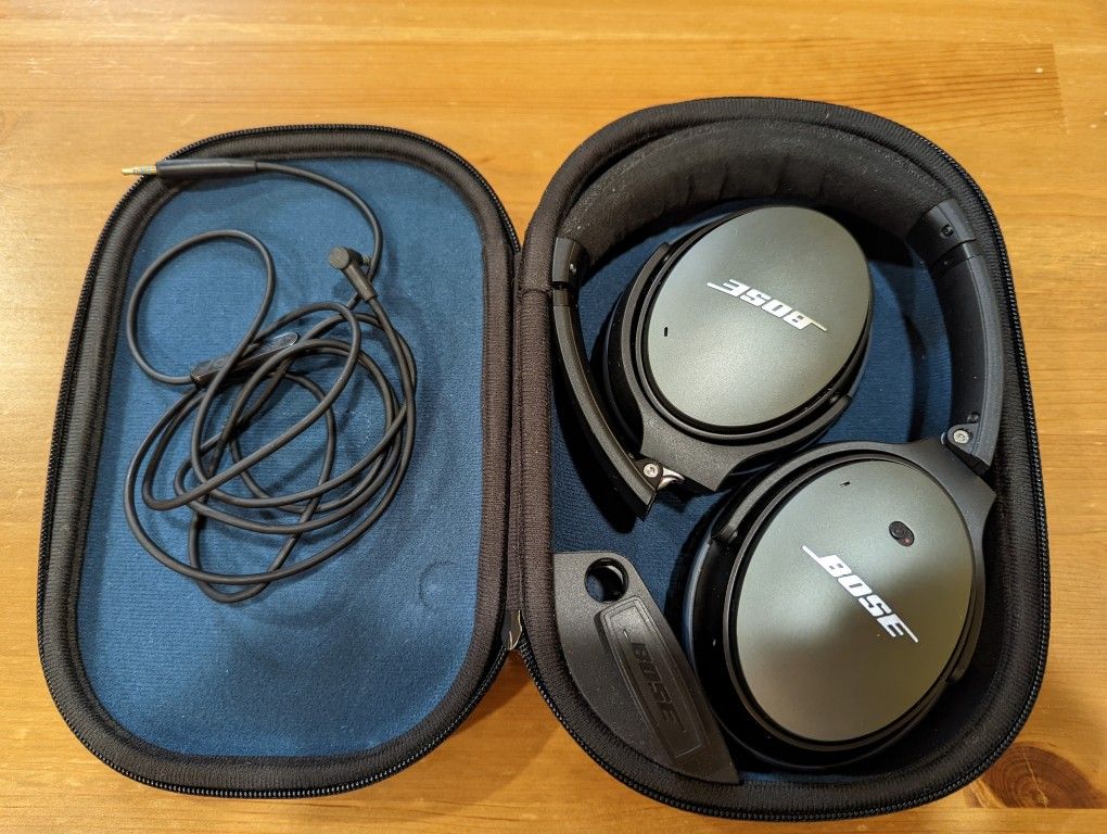 Bose Quiet Comfort 25 Noise Cancelling Headphones - photo 2