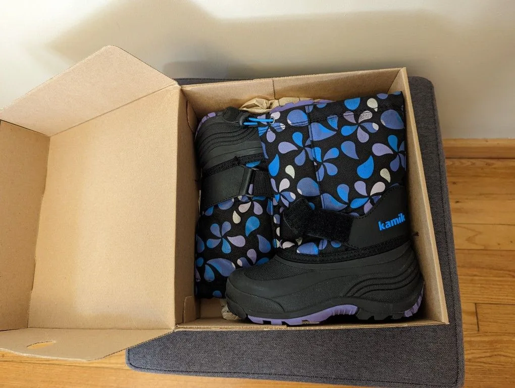Kamik Girl's Winter Boots Size 11 - photo 3
