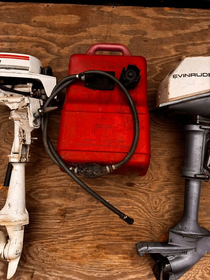 2 Outboard Boat Motors - photo 5