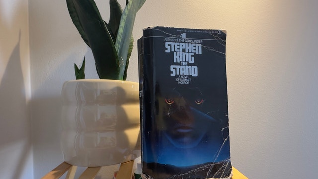 Stephen King – The Stand (1980 Signet Paperback Edition)