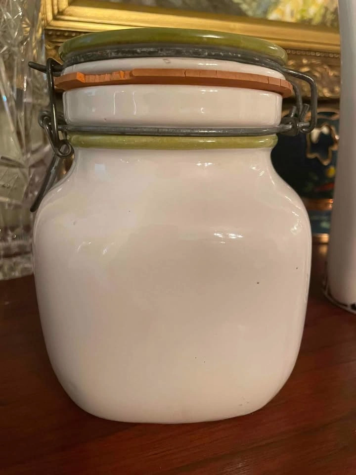 Vintage Italian Canister - photo 2