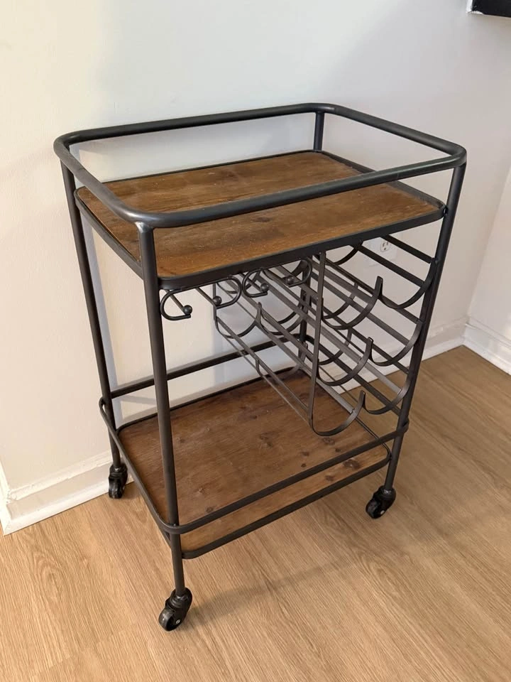 Stylish Industrial Bar Cart - photo 2