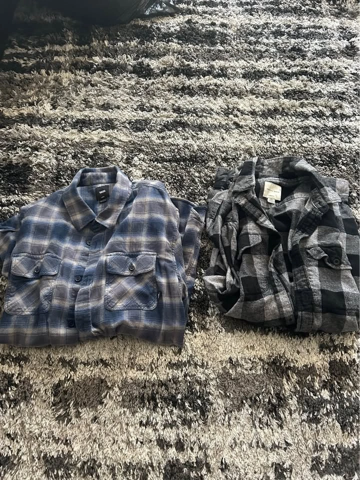 Teenager/Meme Sweaters, Golf Shirts & Shorts Bundle - photo 4