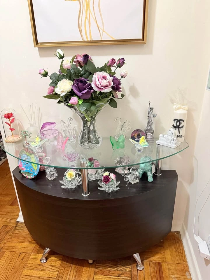Rush Sale: Console Table - photo 2