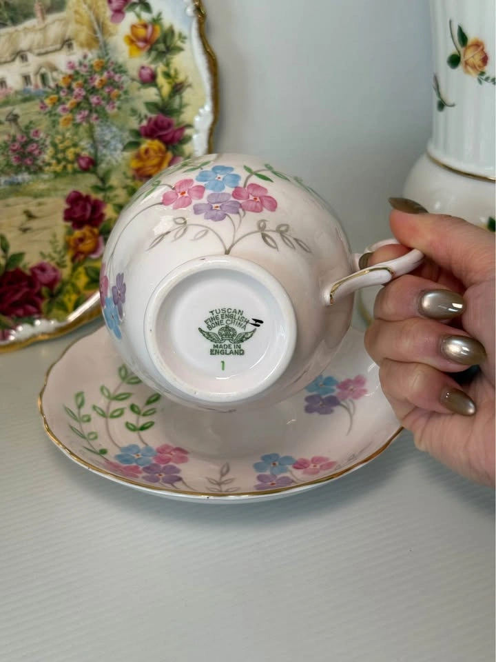 Mother's Day Collection: Tuscan Fine English Bone China Teacup S - photo 3