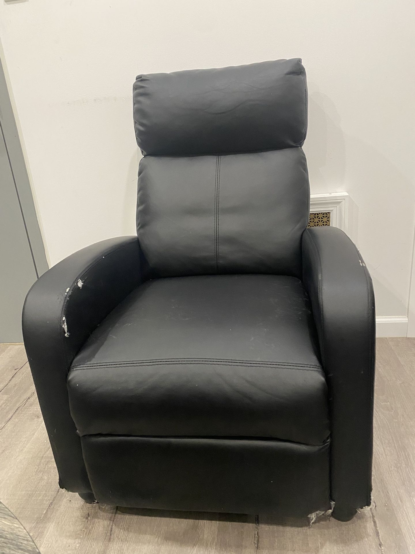 2 Free Recliner Chairs as I’m Moving - photo 3