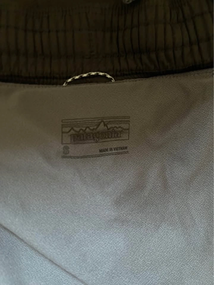 Patagonia Women’s Shorts (Size S) – LIKE NEW - photo 4