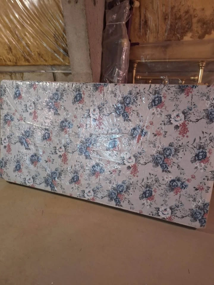 Brass Twin Bed Frame with Floral Box Spring - photo 2