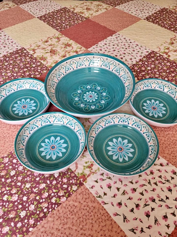 Melamine Serving Set - If it's listed, it's available!