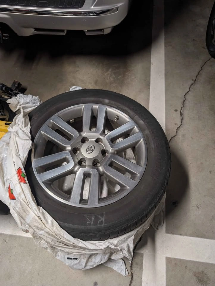 Toyota 4Runner Wheels & Tires - photo 2