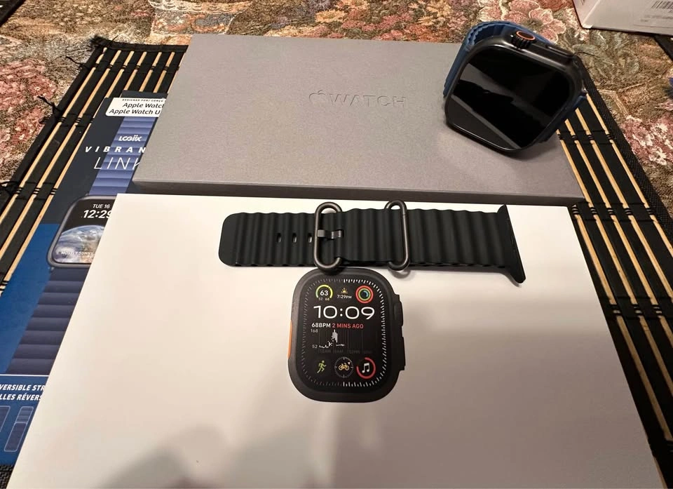 Apple Watch Ultra 2 with Ocean Band - photo 3