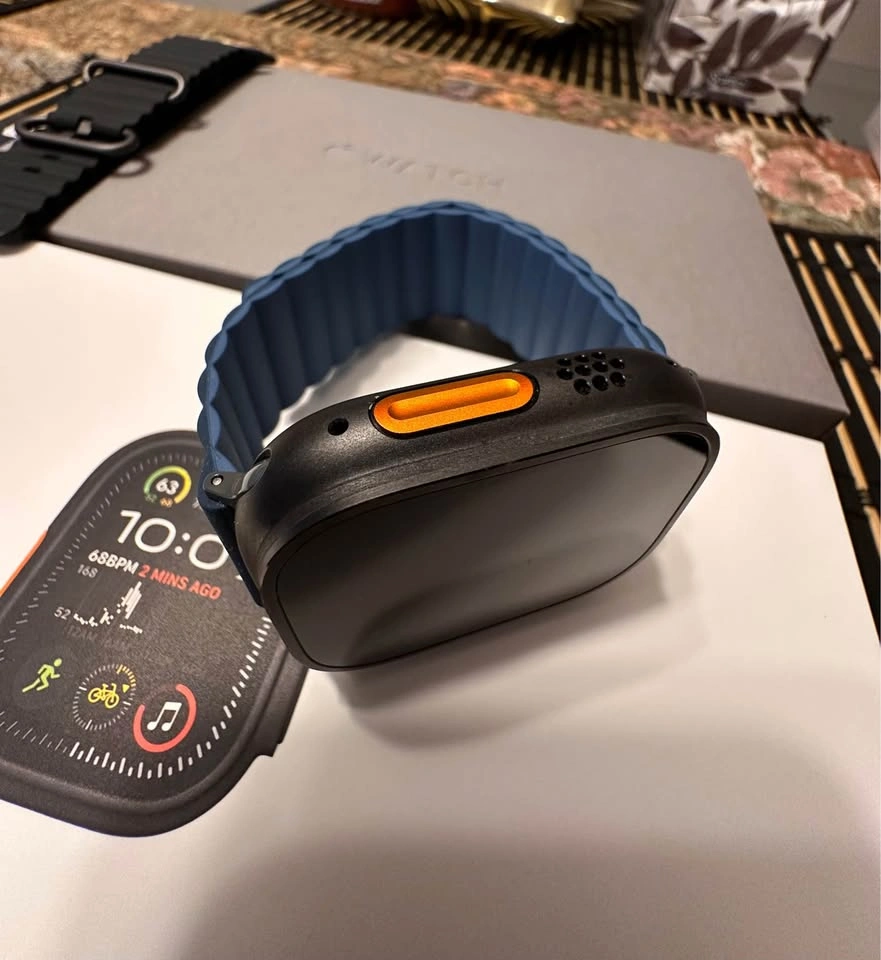 Apple Watch Ultra 2 with Ocean Band - photo 4
