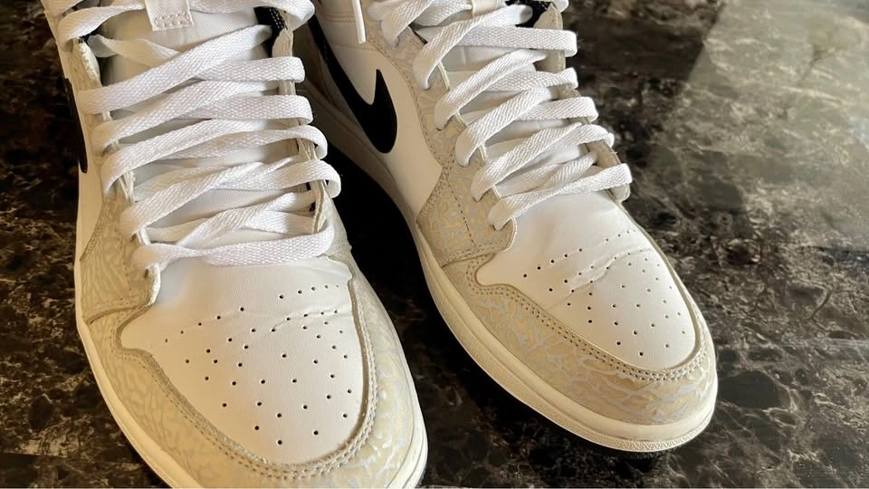 Jordan 1 Retro 2015 White Elephant Print Sz 10.5 - photo 3