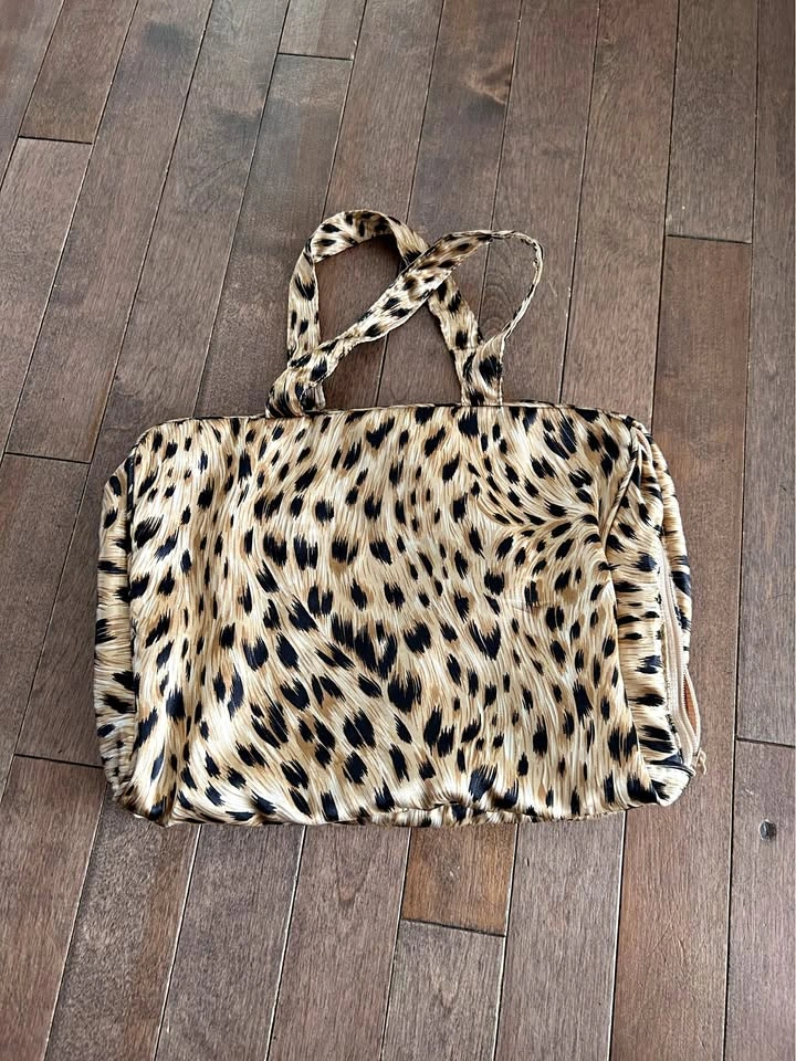 Silk Leopard Print Toiletries Tote