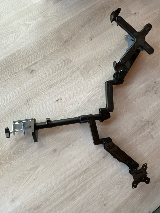 Ergotron Dual Monitor Mount - photo 2