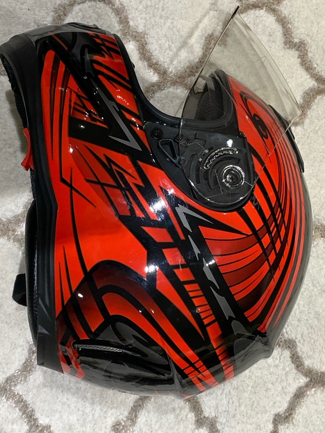 Evos Helmet Like New Size M (57-58cm)