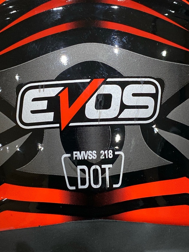 Evos Helmet Like New Size M (57-58cm) - photo 3