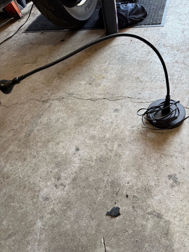 Desk light with switch