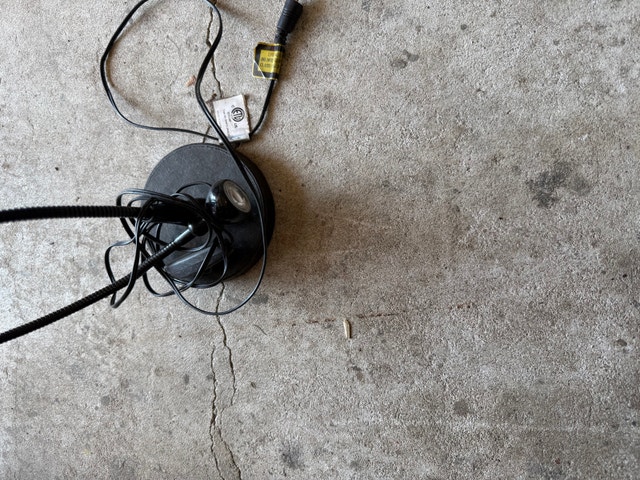 Desk light with switch - photo 2
