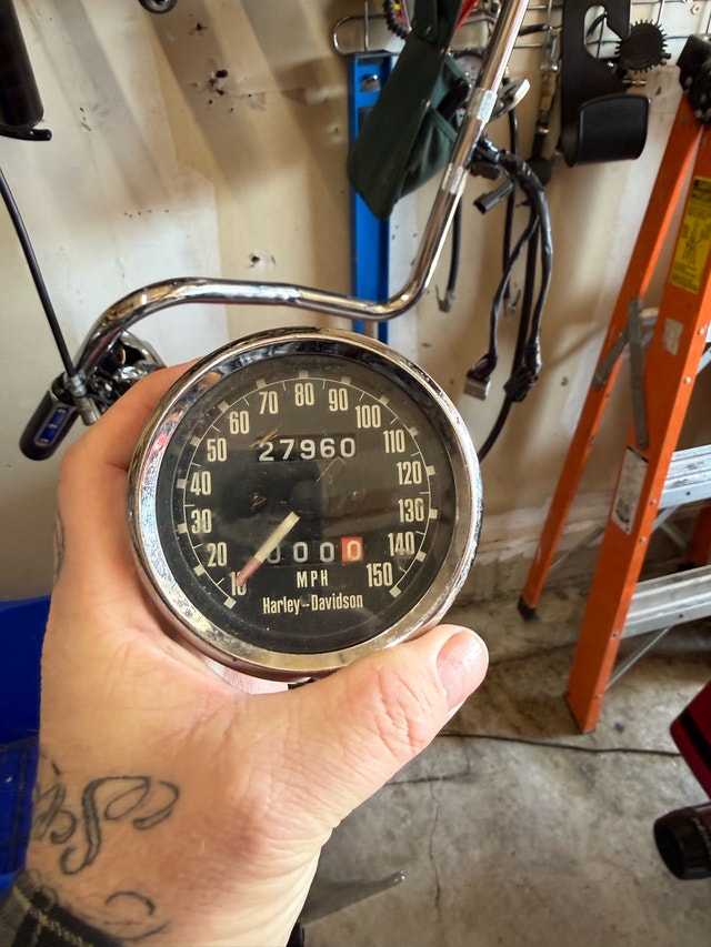 Speedo for Harley Davidson FXR - photo 3