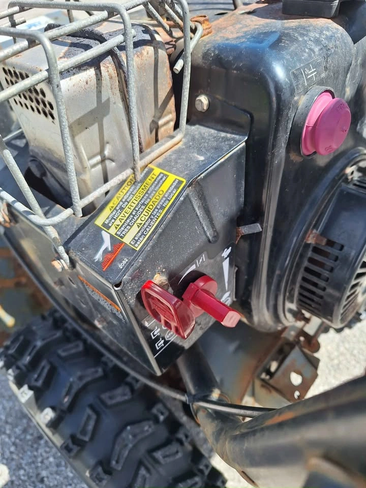 Murray Pro Series 8hp 27" Snowblower - photo 3