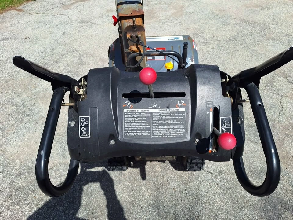 Murray Pro Series 8hp 27" Snowblower - photo 4