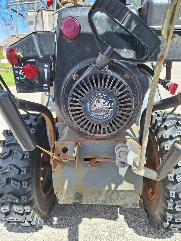 Murray Pro Series 8hp 27" Snowblower - photo 5