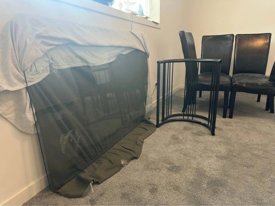 Glass Dining Table + 4 Chairs - photo 2