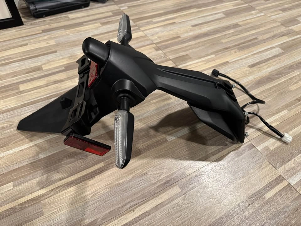 Yamaha MT03 Rear Fender Mud Guard OEM - photo 2