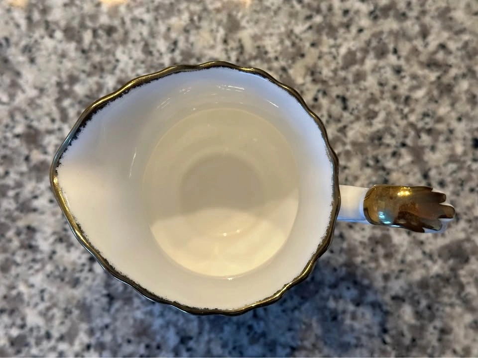 Royal Albert Old Country Roses Creamer - photo 3