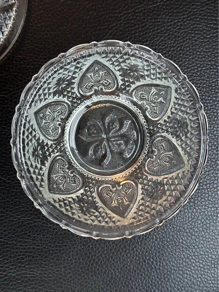 Vintage Clear Glass Sugar/Candy Dish with Lid - photo 4