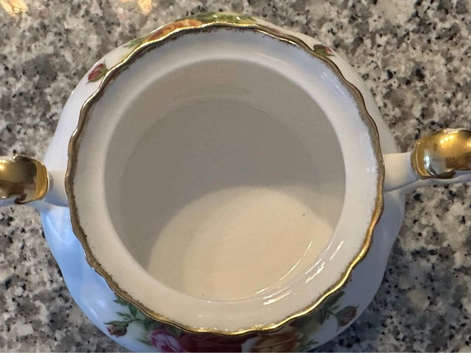 Royal Albert Old Country Roses Covered Sugar - photo 5