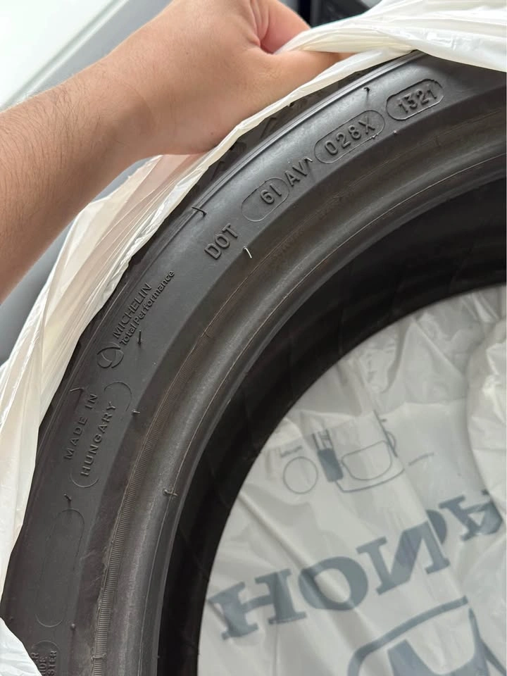 4 x 19inch Michelin X-Ice Winter Tires for Honda/Toyota Sedan - photo 4
