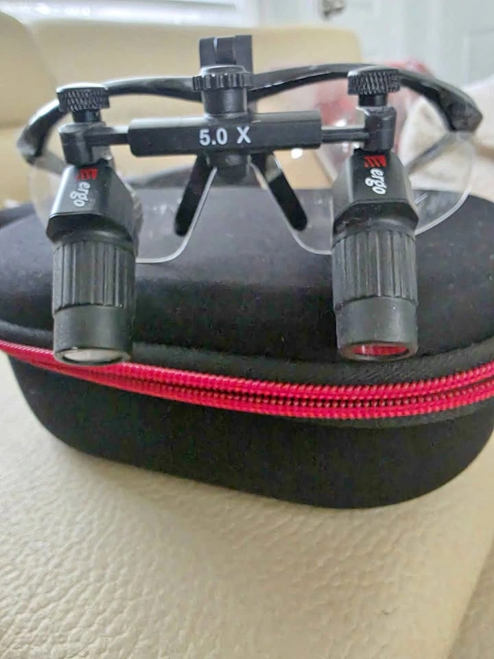 Ergo 5.0X Loupes w/ Case adjustable with wireless LED light