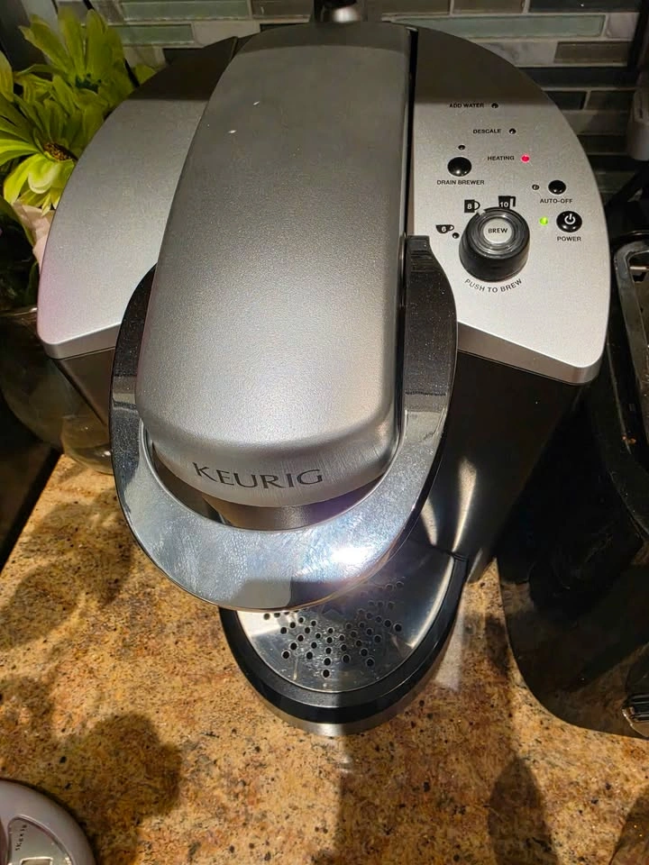 Keurig Coffee Maker Single Serve Brewer - photo 2