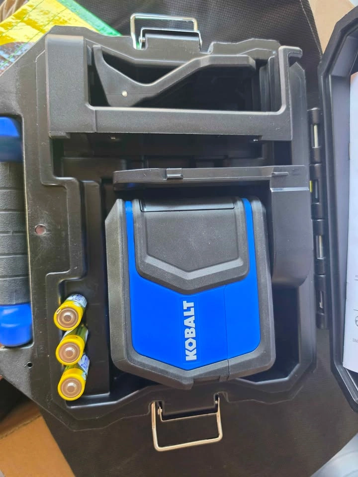 Kobalt Self-Leveling Cross Line Laser Level S9749 - PLC15 - photo 3