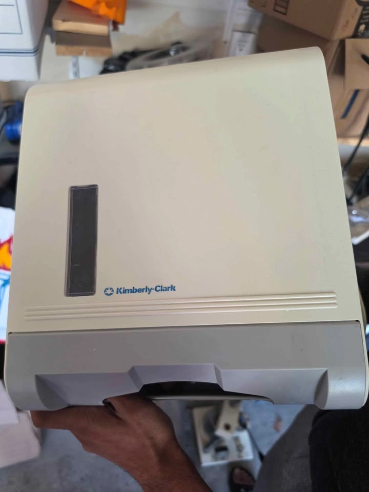 Kimberly-Clark Paper Towel Dispenser - photo 2