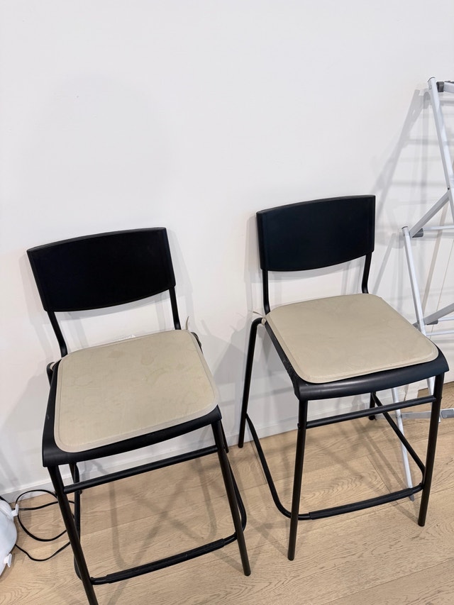 Used Bar Stools - Black Frame, Beige Seat