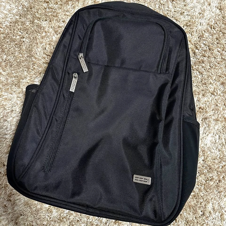 CODi Black Backpack FOR700-4 15.6"