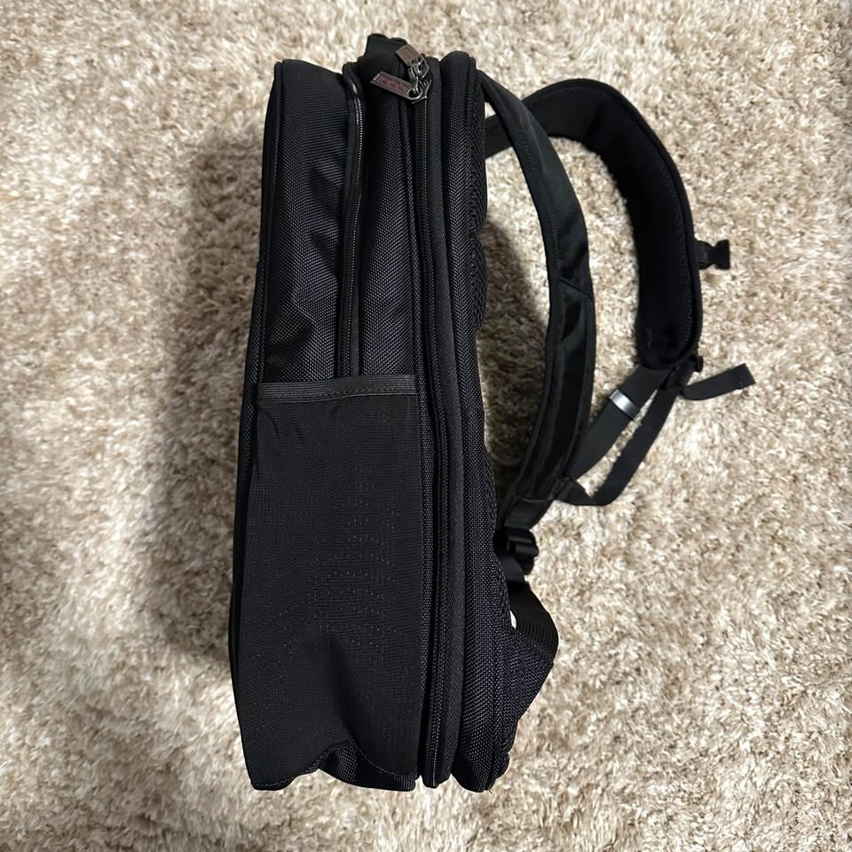 CODi Black Backpack FOR700-4 15.6" - photo 3