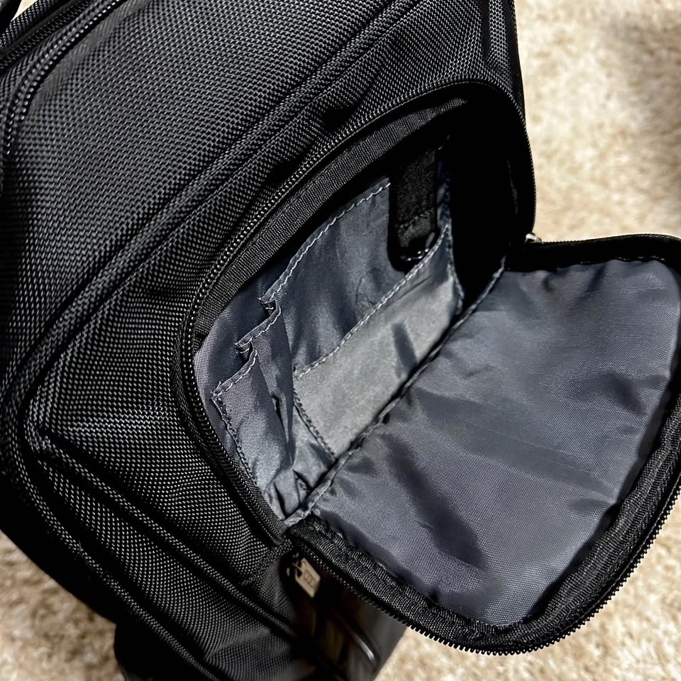 CODi Black Backpack FOR700-4 15.6" - photo 4