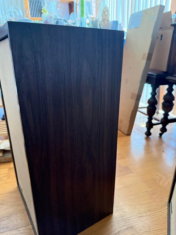 Vintage Advent Loudspeaker - photo 5