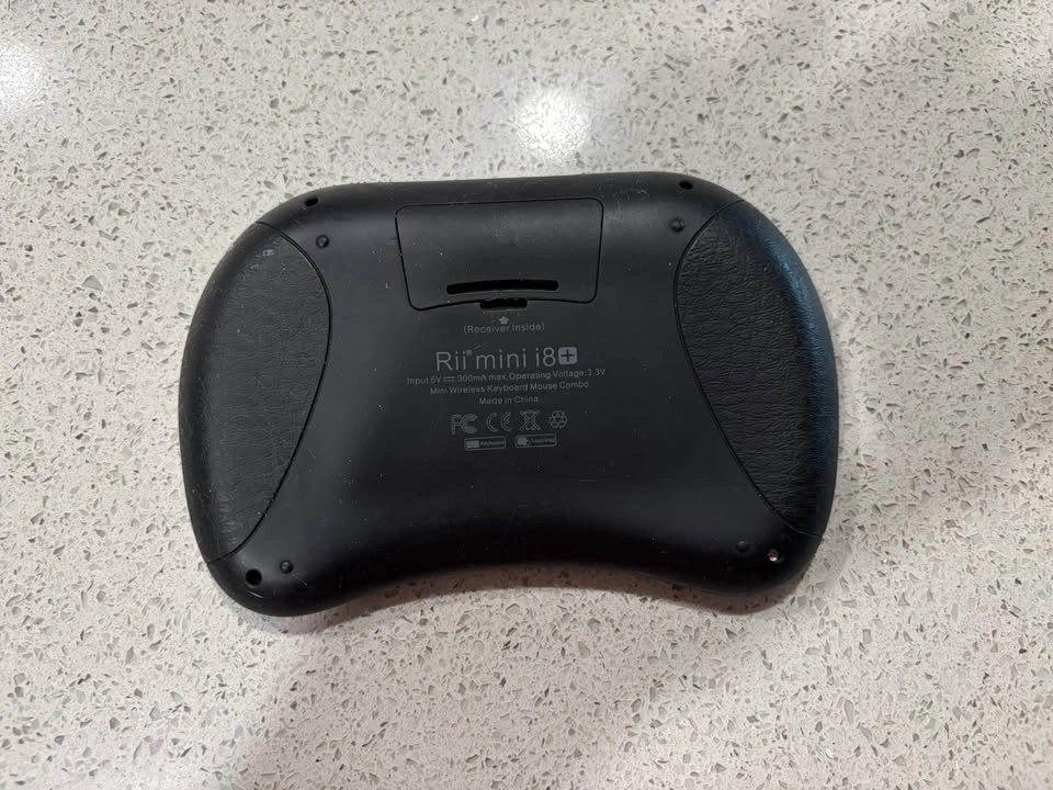 Rii Mini i8+ Wireless Keyboard with Touchpad - photo 2