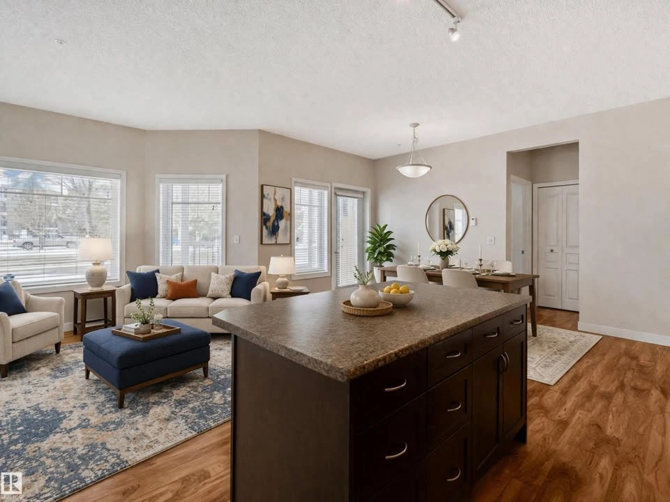 2 Bed + Den | 2 Bath Ground Floor Condo in Meadowlark - photo 5
