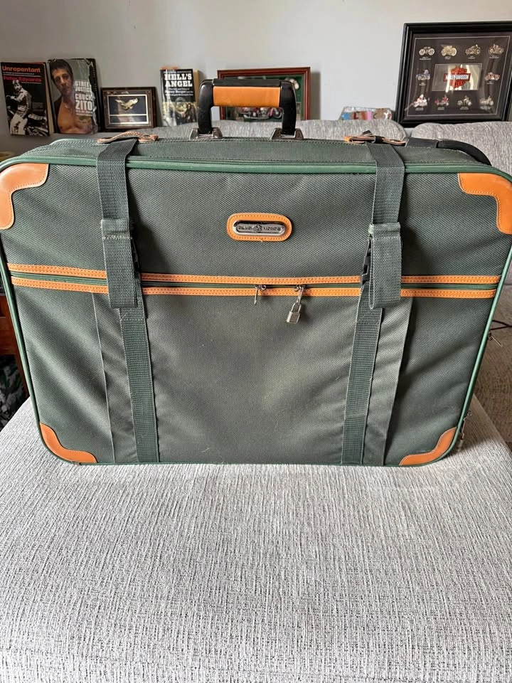 Green luggage for travelling
