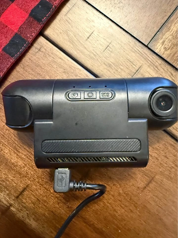 Dash Cam with Front and Inward Facing Cameras - photo 2