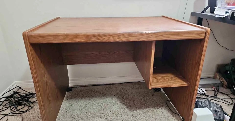 Children's desk