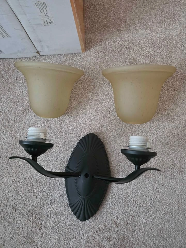 2 Wall Scones BNIB - photo 4