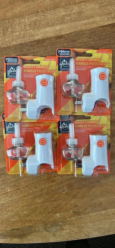 4x Glade Mighty Mango Plug-in Air Freshener