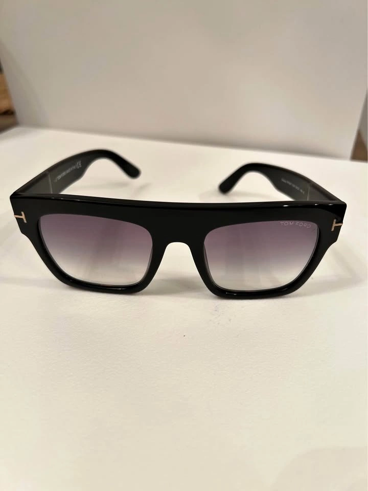 Tom Ford FT0711 Sunglasses (Worn Once)